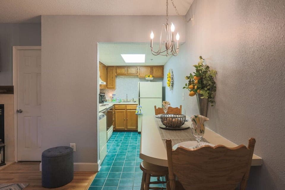 Dining area view towards the kitchen