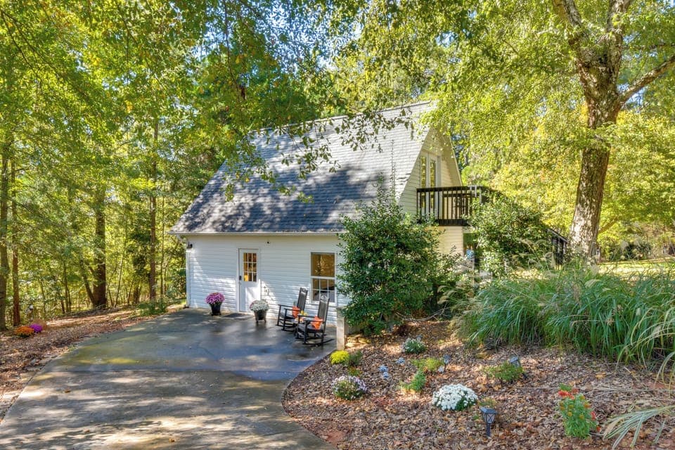 Central Vacation Rental | 1BR | 1BA | Step-Free Entry | 800 Sq Ft