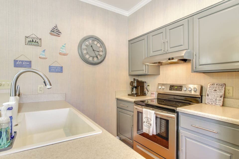 Kitchen | Cooking Basics | Toaster | Coffee Maker