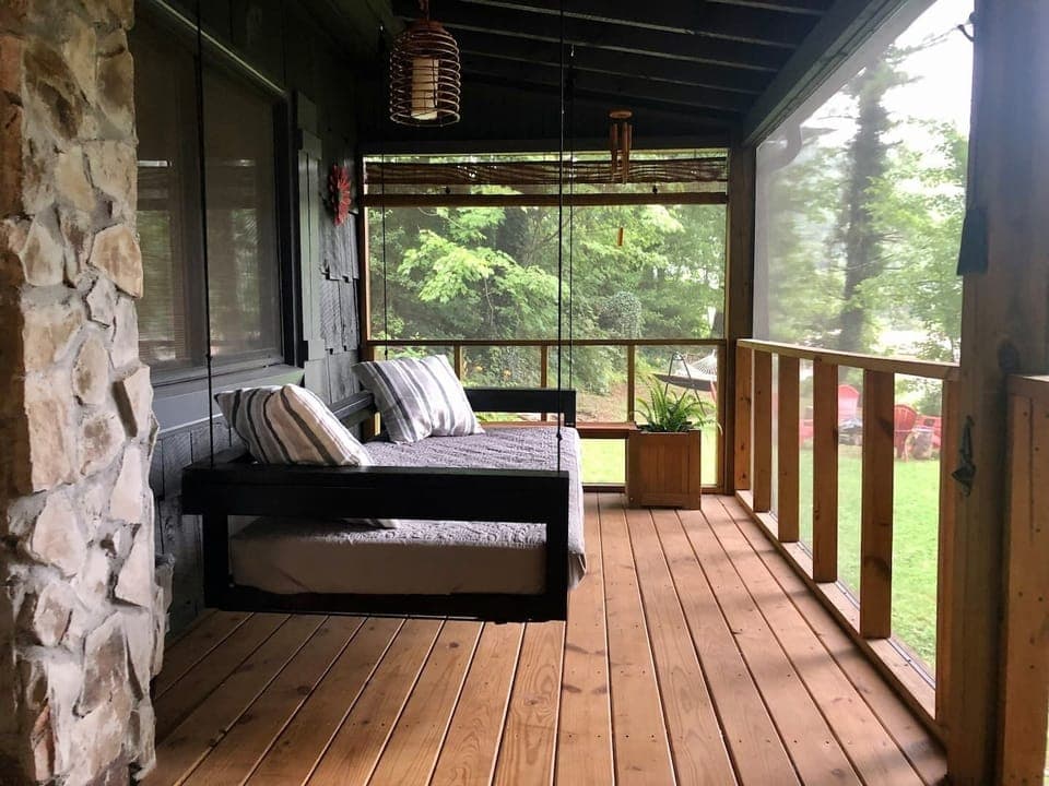 Forget all worries on the swing bed. Perfect spot to just relax.