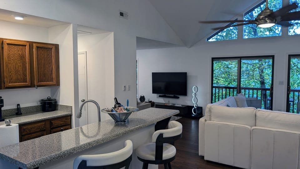 It's easy to hang out together with the open floor plan upstairs.