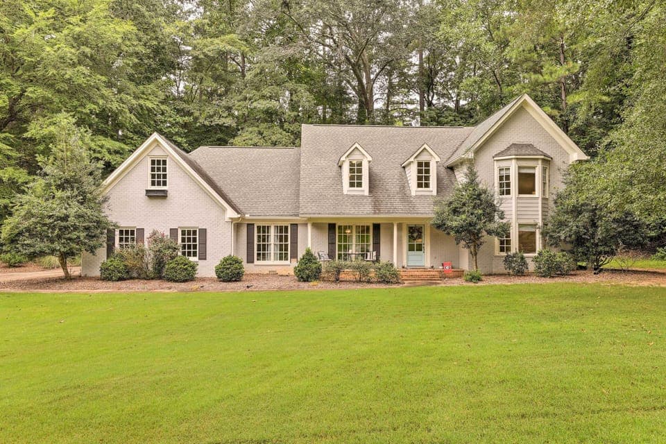 Athens Vacation Rental | 4BR | 3.5BA | 2,850 Sq Ft | 3 Steps to Enter