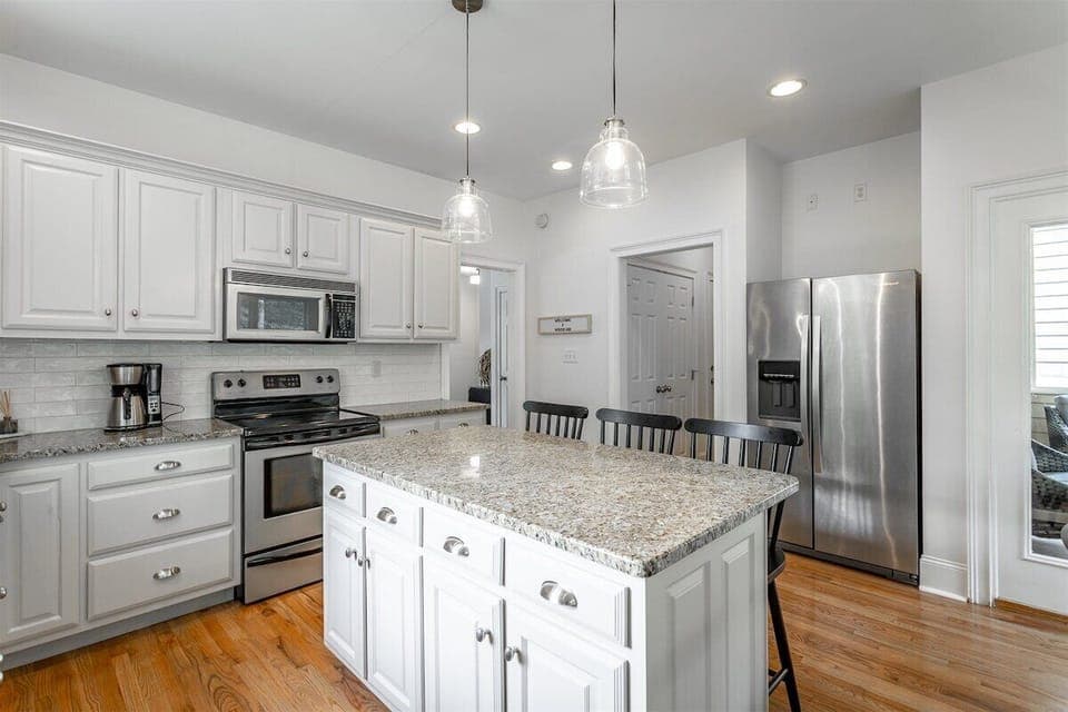 fully stocked kitchen