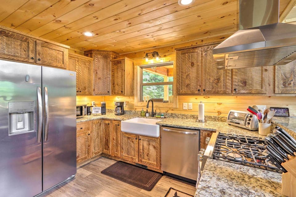 Kitchen | 1st Floor | Cooking Basics | Complimentary Spices