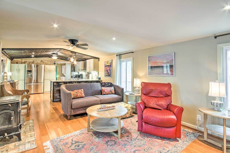 Living Room | Smart TV