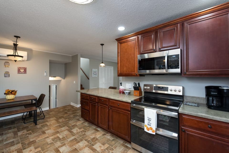 Double Oven for those Holiday Dinners