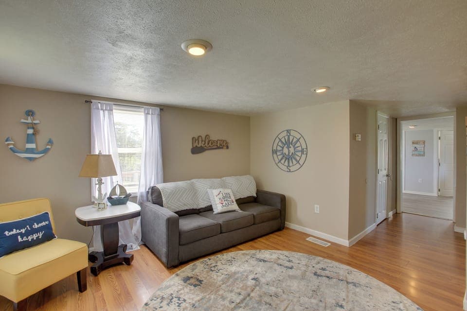 Albany Vacation Rental | 3BR | 1BA | Step-Free Access | 1,000 Sq Ft