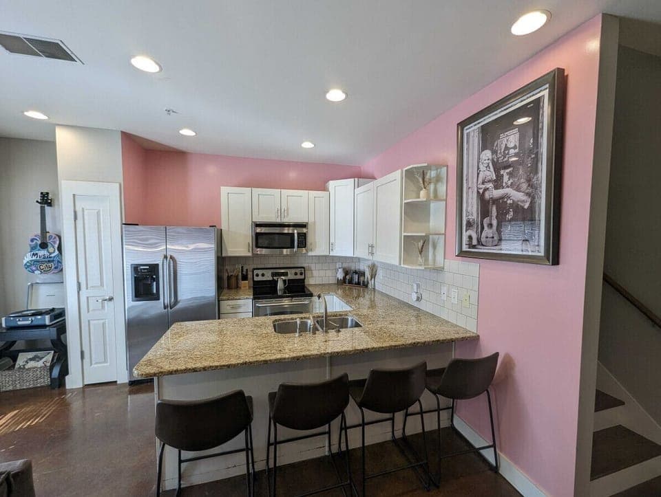Spacious Kitchen Fit for Dolly!
