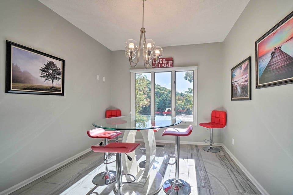 Dining Area | 1st Floor