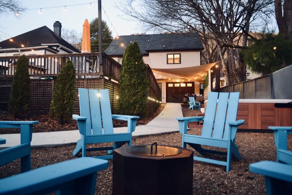 "By far my favorite Airbnb so far! Absolutely beautiful, we all felt at home." 