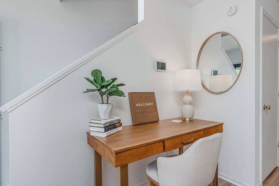 Desk area in den