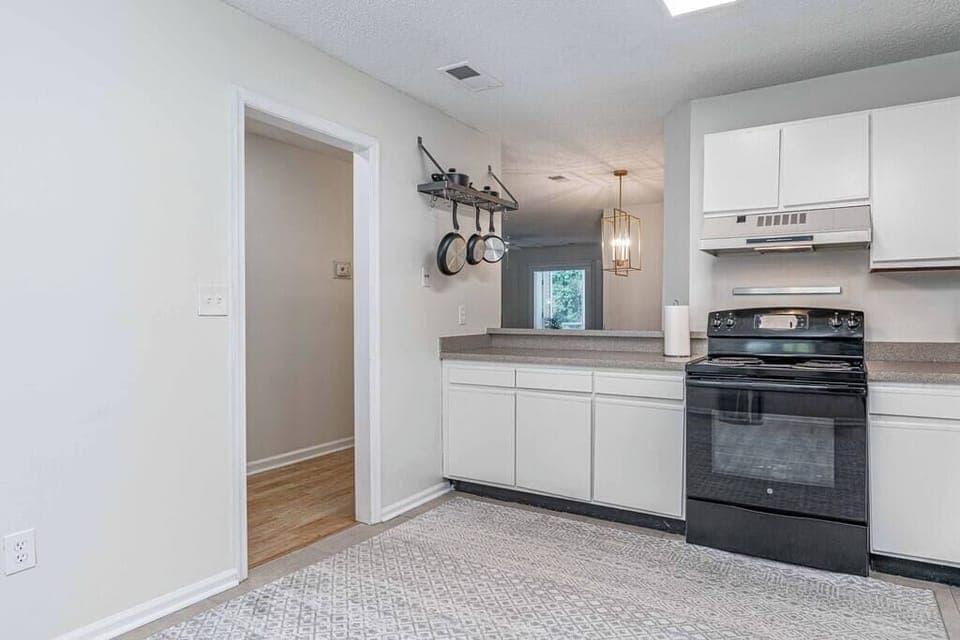 Kitchen (1)