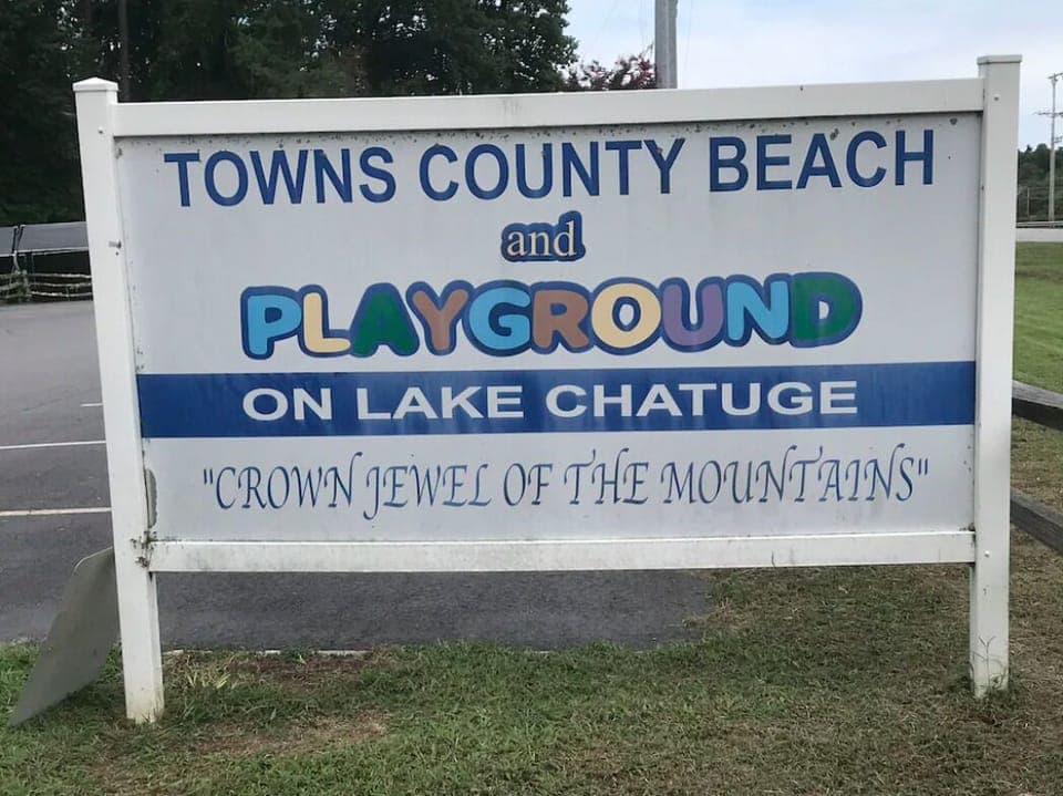 "Beach" on lake Chatuge 