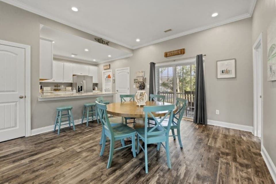 Sit down for a home cooked meal while making wonderful memories.