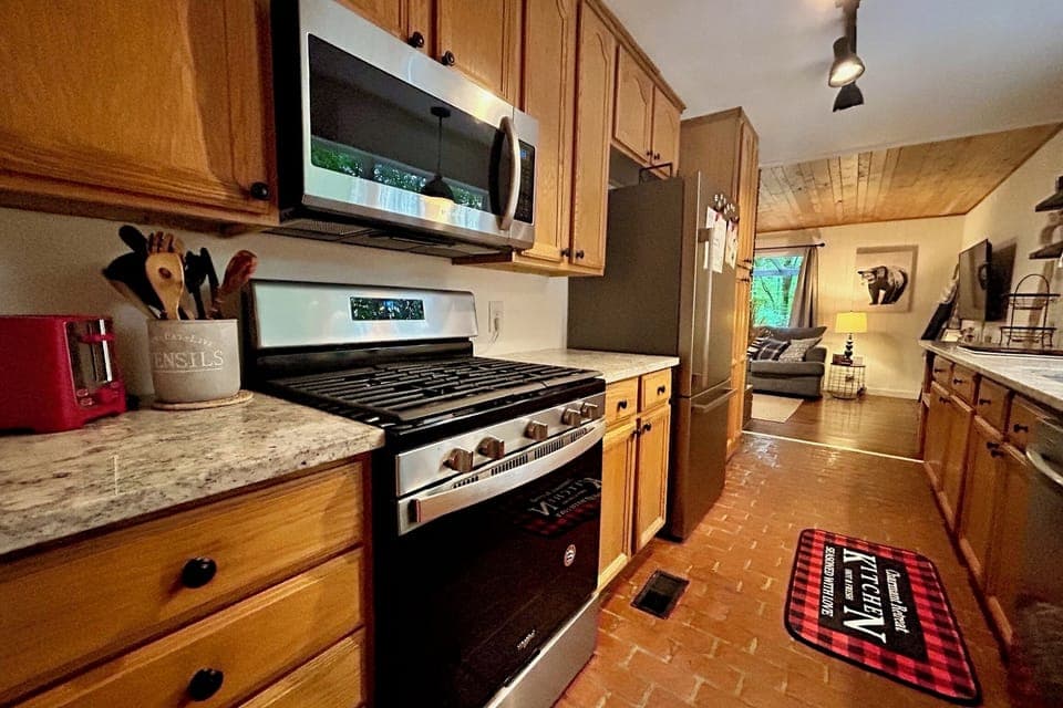 Galley kitchen!