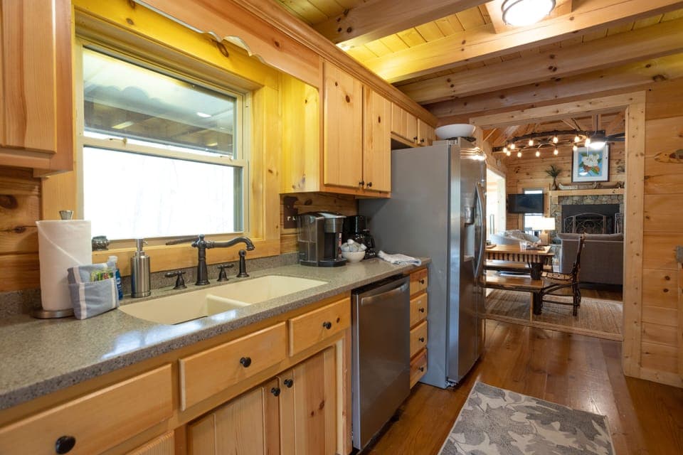 Lots of Small Appliances make cooking a breeze
