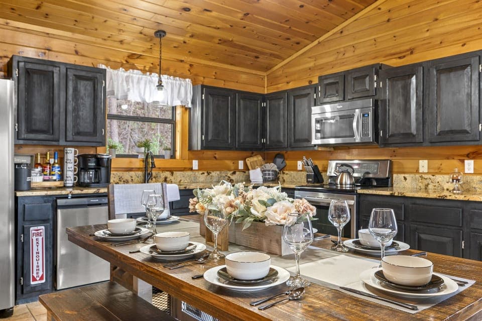 Cook any meal right at the cabin.