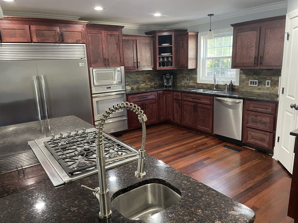 Large island with propane cooktop 