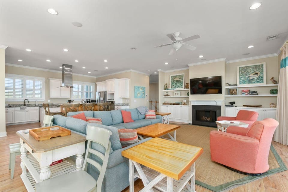 Living Area - Second Floor