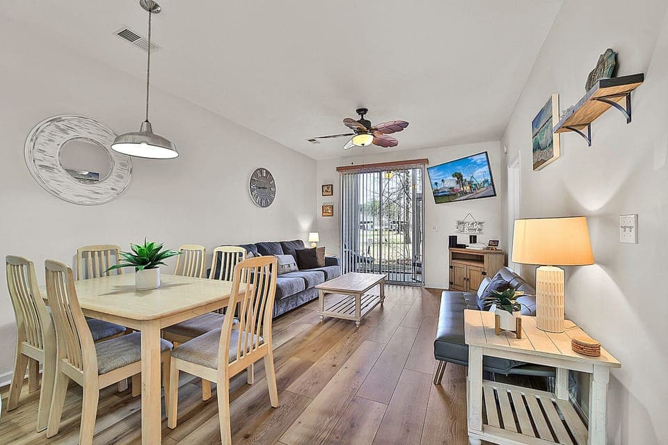 Living and Dinning Room