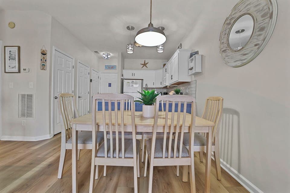 Kitchen and Dinning Room