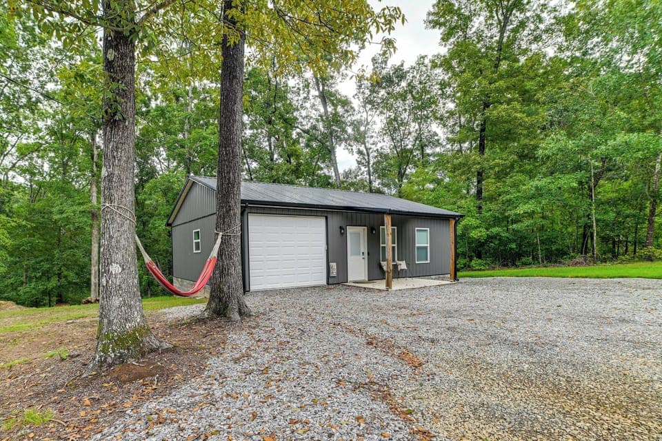 Murray Vacation Rental | 2BR | 1BA | 1,080 Sq Ft | Step-Free Access