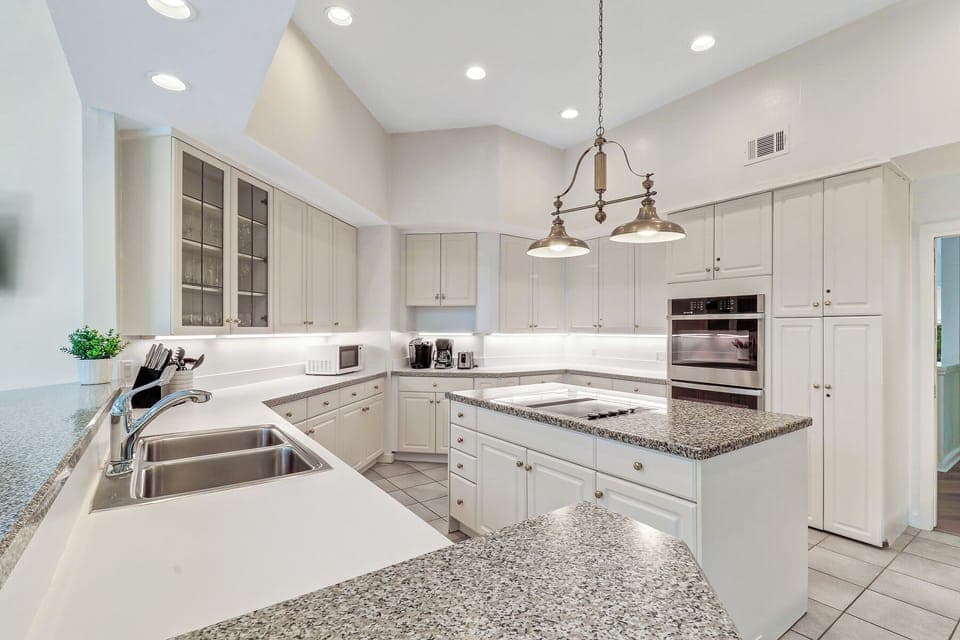 26 Duck Hawk - Kitchen (Upstairs)