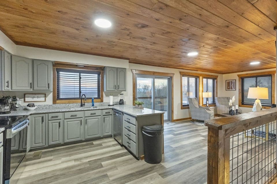 Fully stocked kitchen