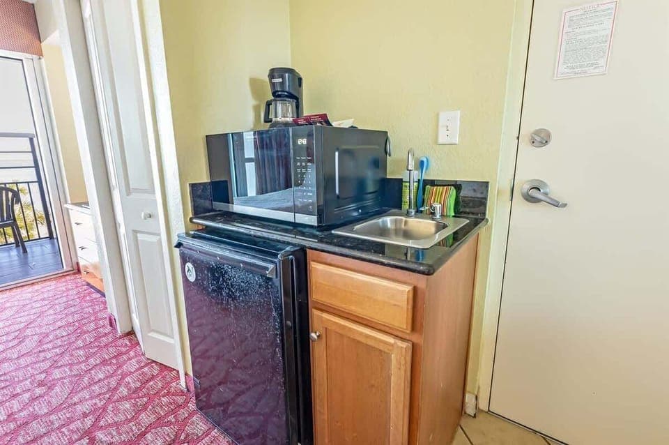 Kitchen Basics that are Available in the Unit