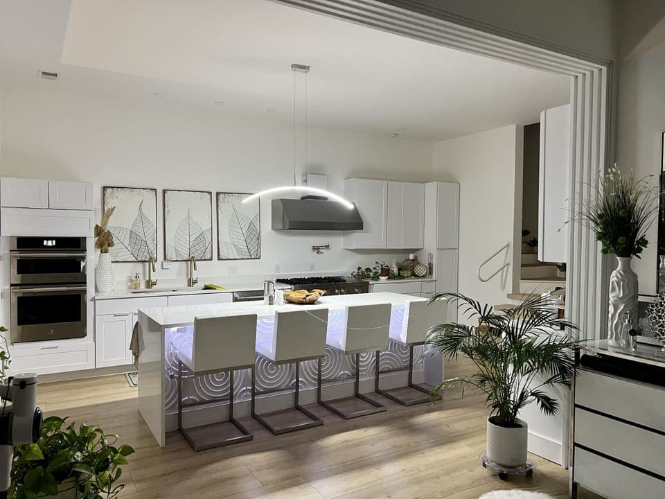 Main kitchen 