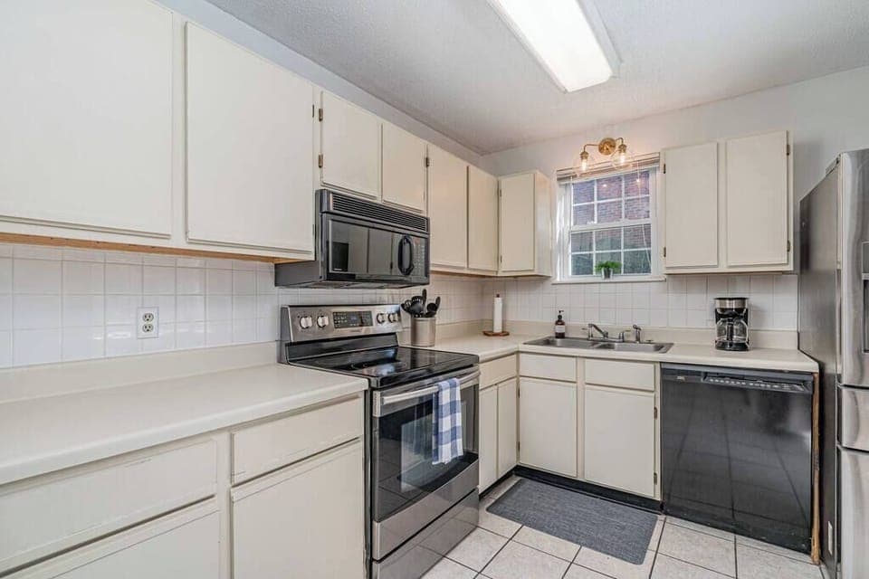 Kitchen (2)