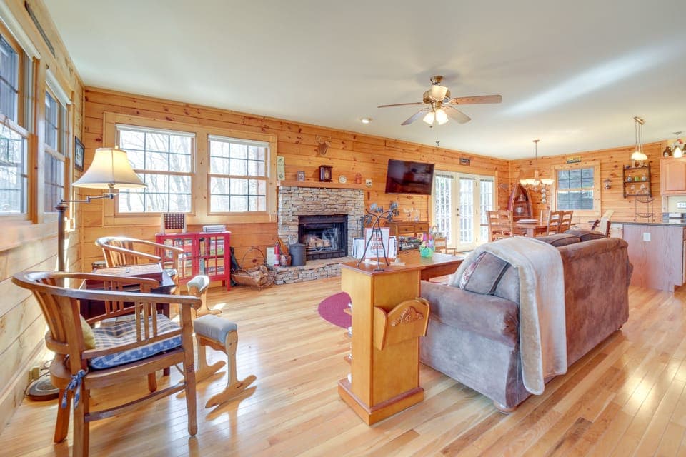Waynesville Vacation Rental | 4BR | 3BA | Stairs Required | 2,400 Sq Ft