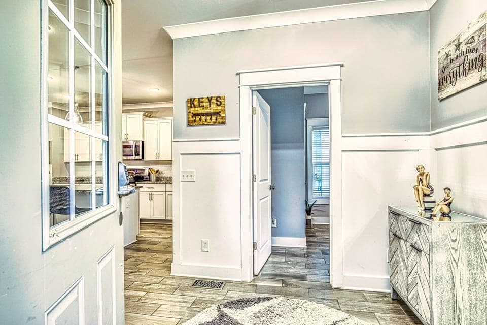 Welcome Home! Front Door Entrance