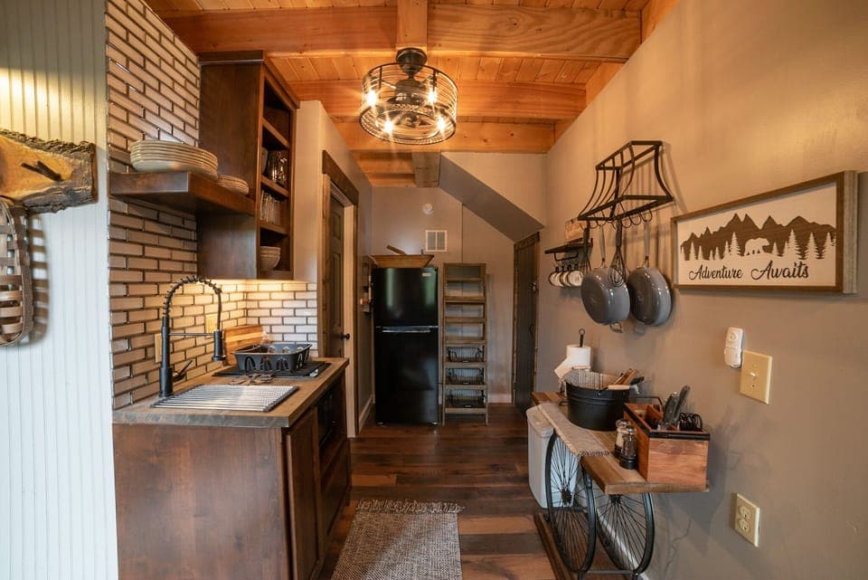 Downstairs Kitchen 