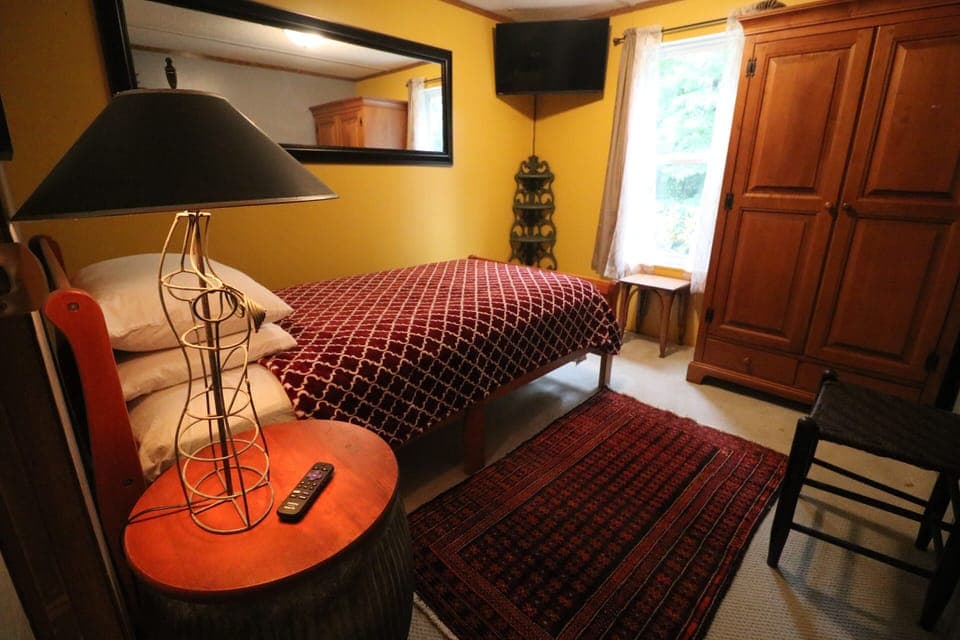 Yellow room