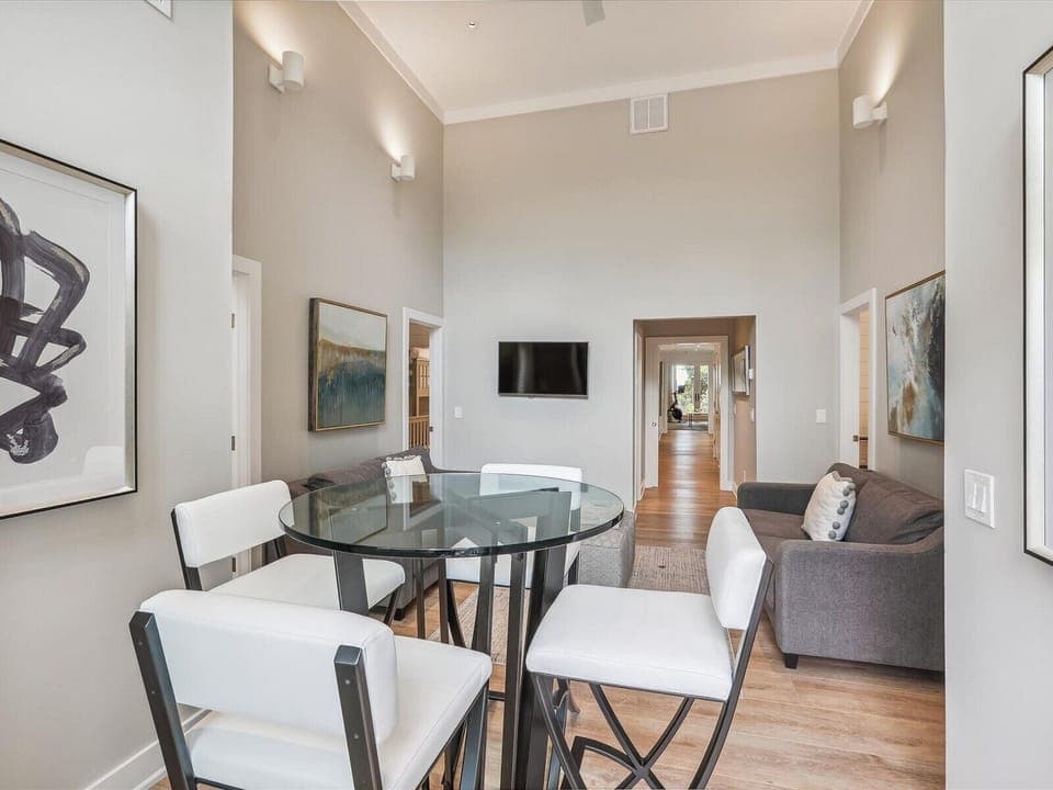 Additional Living Room with 42" SMART TV at 10 East Beach Lagoon