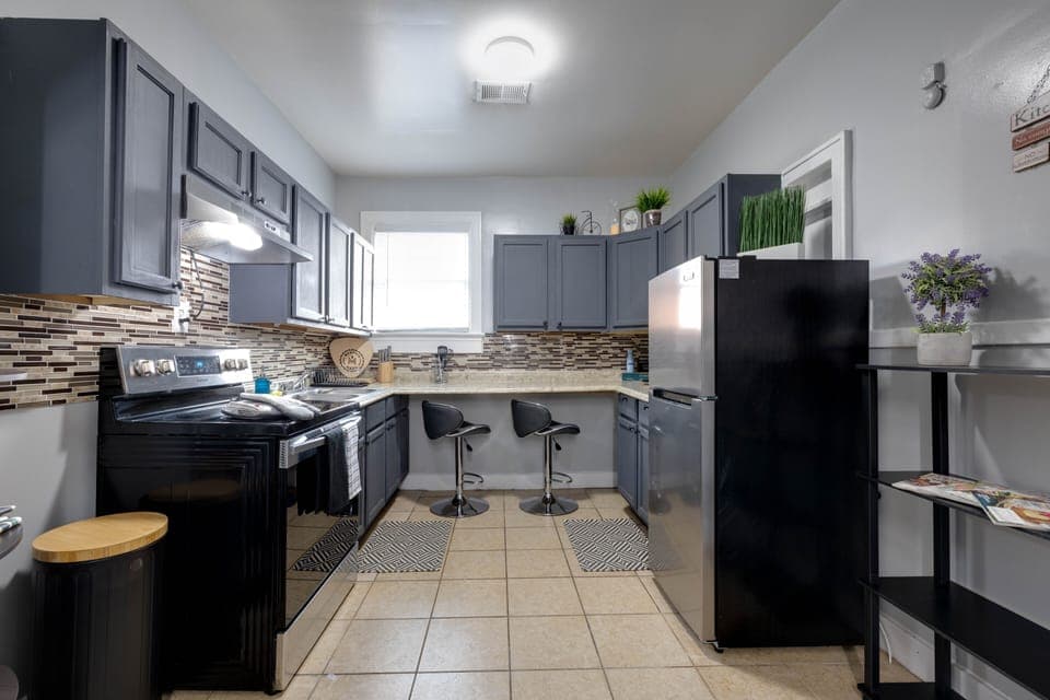Fully equipped kitchen with brand new stainless steel appliances 