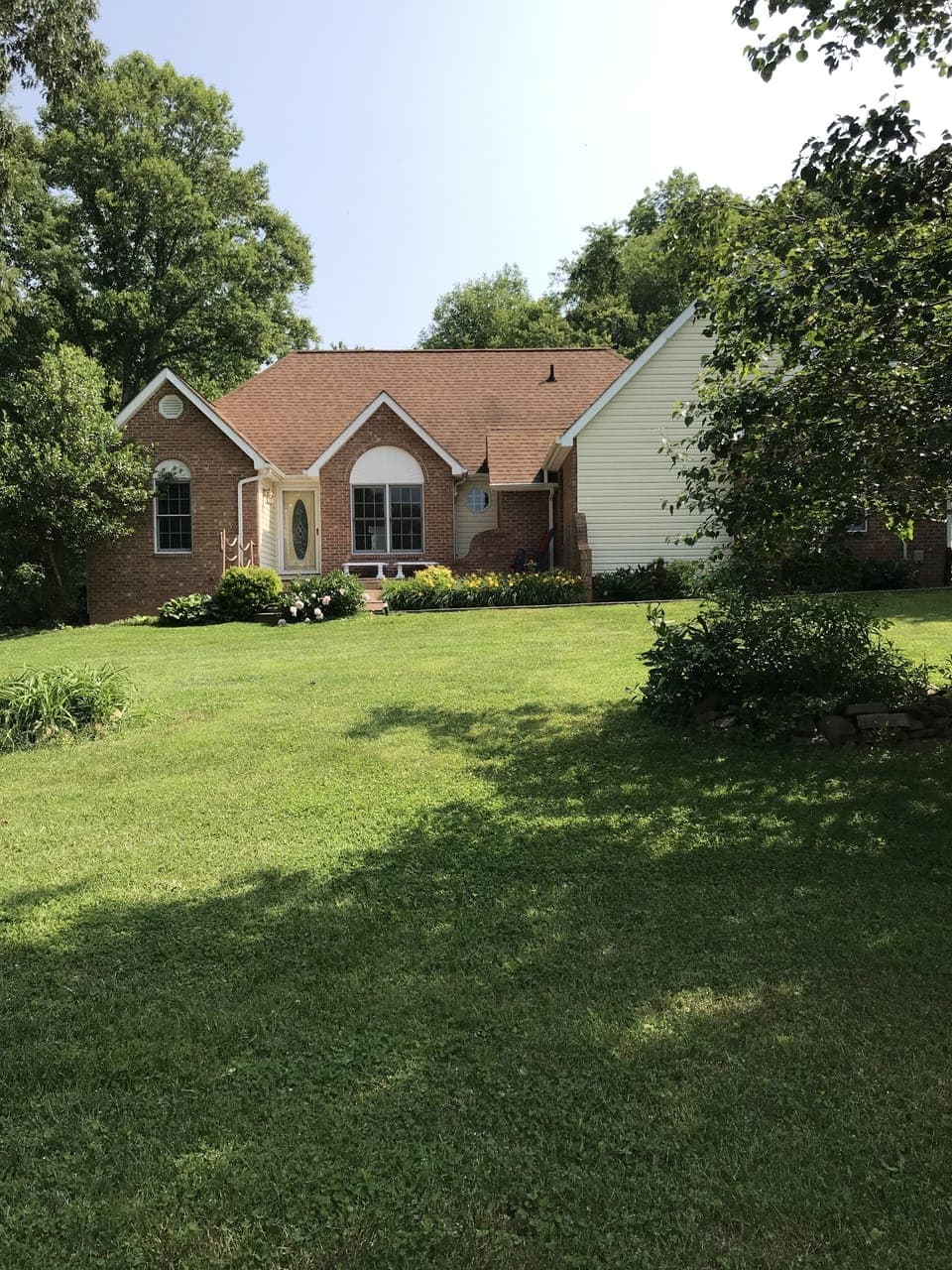 Large front yard. 