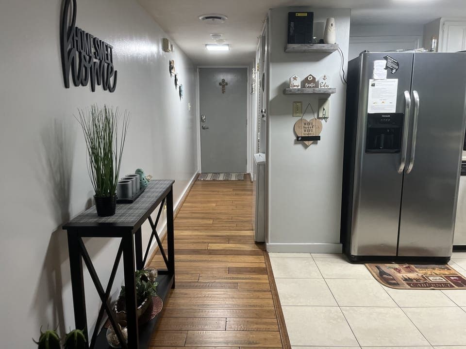 Wide and spacious entrance 
