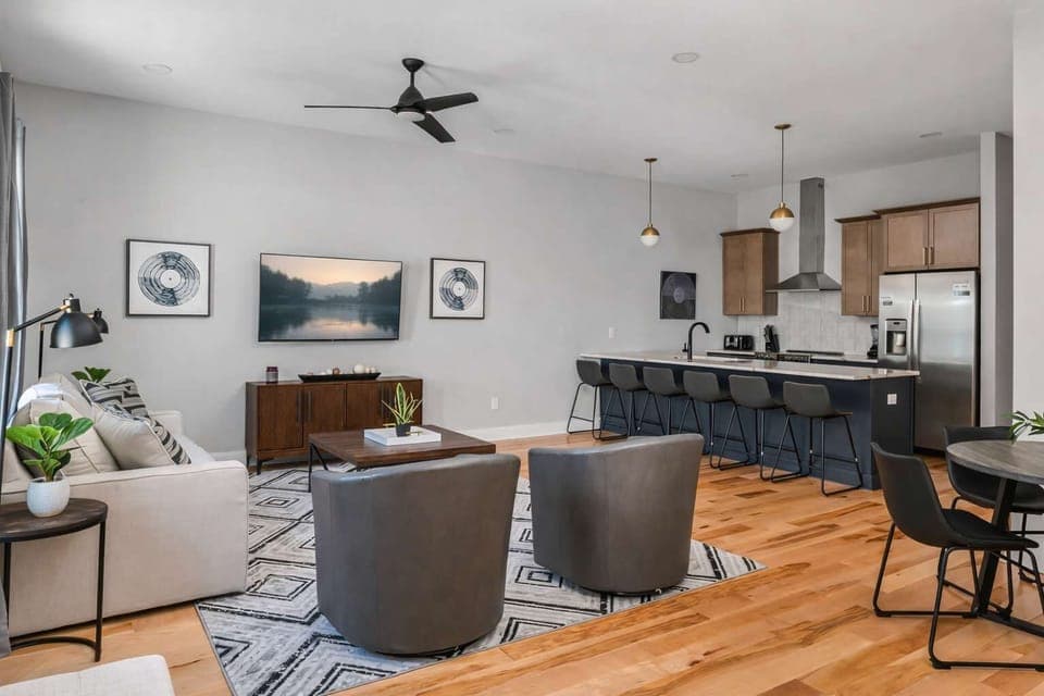 Plenty of room for everyone in this open-concept space.