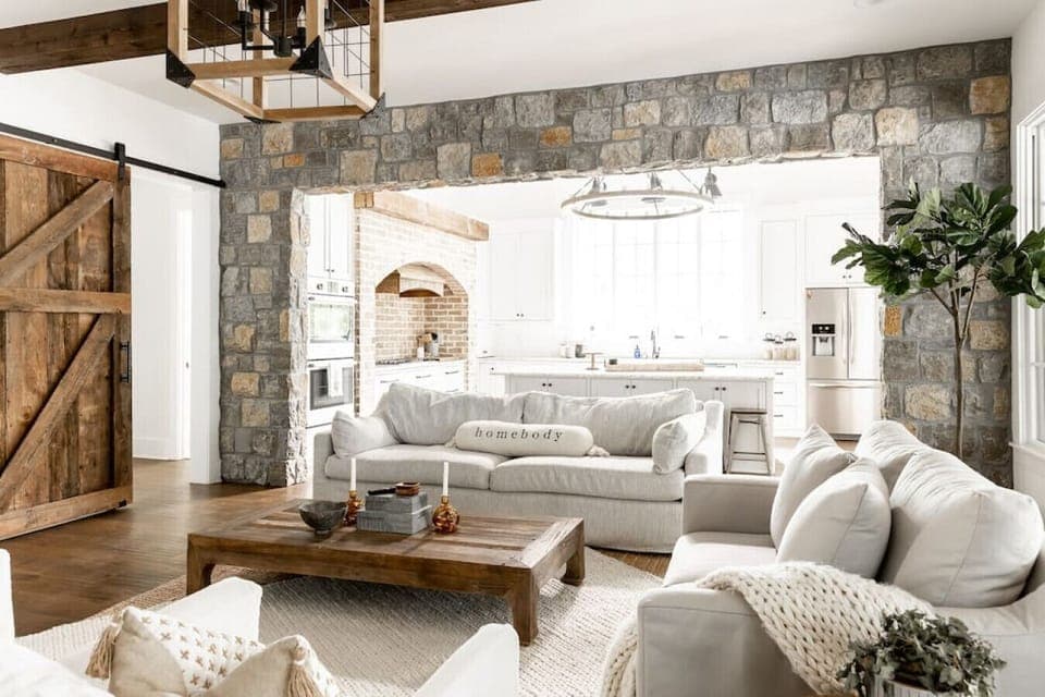 Cozy, beautiful living room to make yourself at home.
