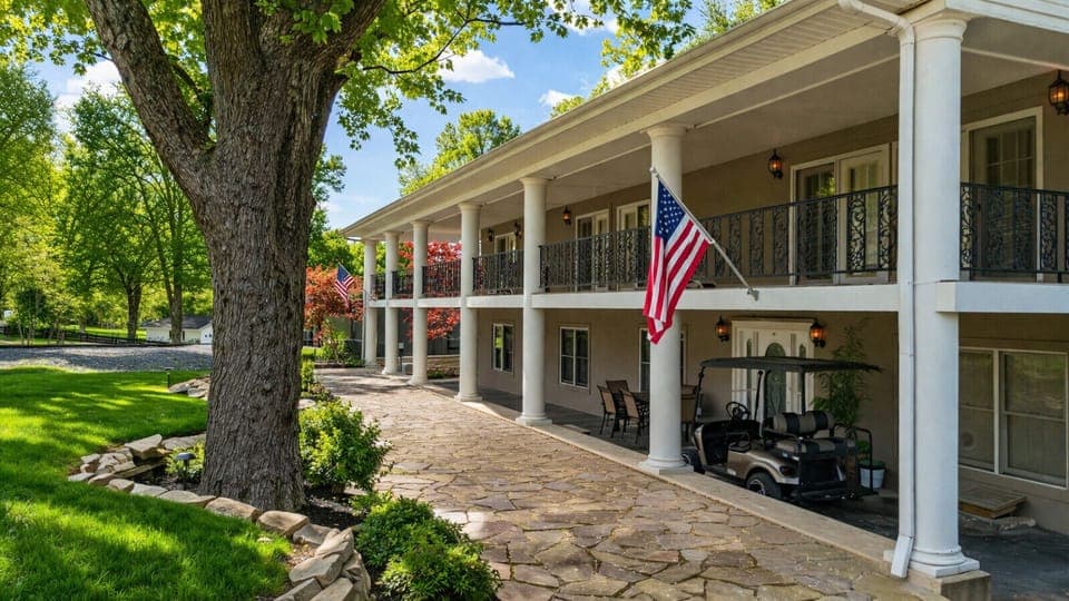 Enjoy the beautiful southern charm.