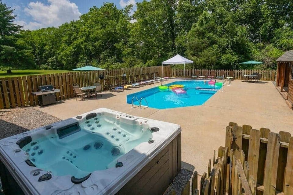 Hot tub to pool, pool to hot tub!