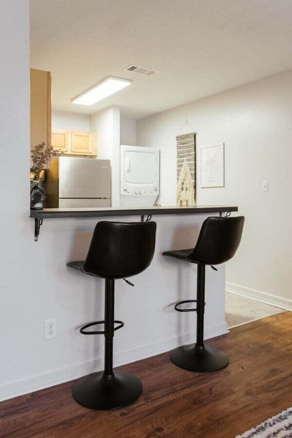 KK_BarberStAirbnb-1083.jpg