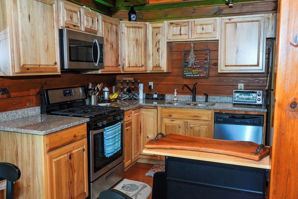 Full Kitchen