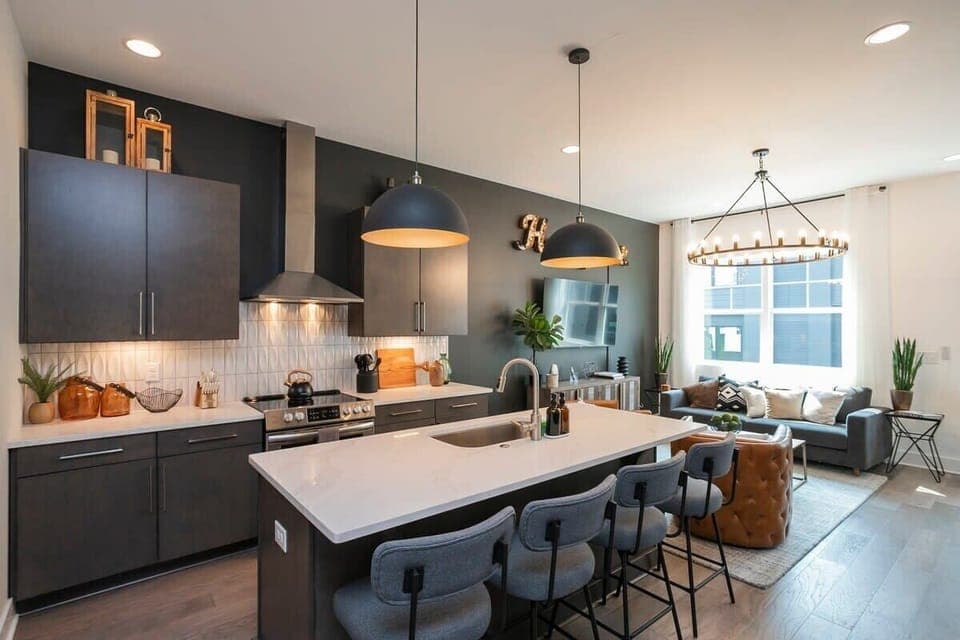 Immaculate and Fully Stocked Kitchen