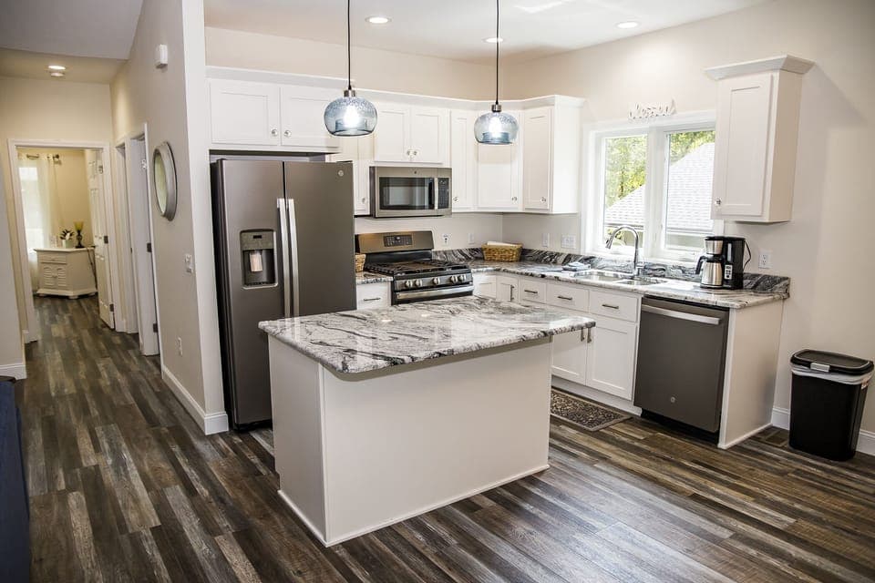Gourmet kitchen