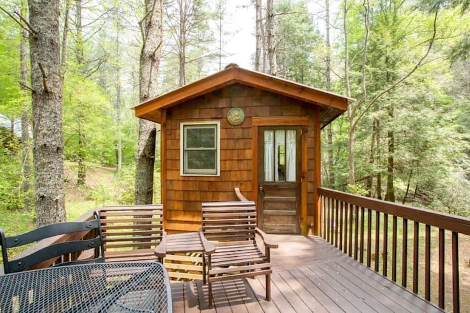 The treehouse is a perfect little getaway for a single person or couple  -Allen