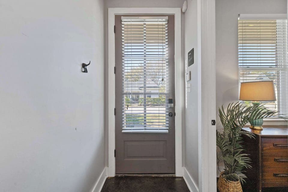 912 - Front Door