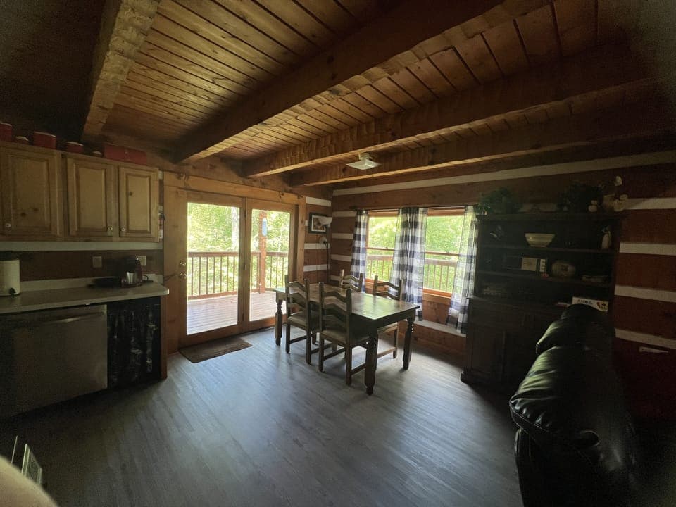 Smart TV, fireplace, DVD player